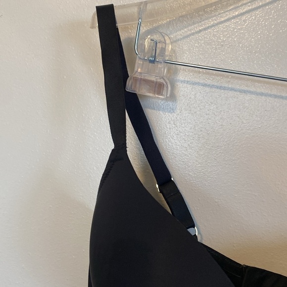 Natori  black Soft Comfort Seamless Revelation contour padded underwire Bra - Picture 4 of 12